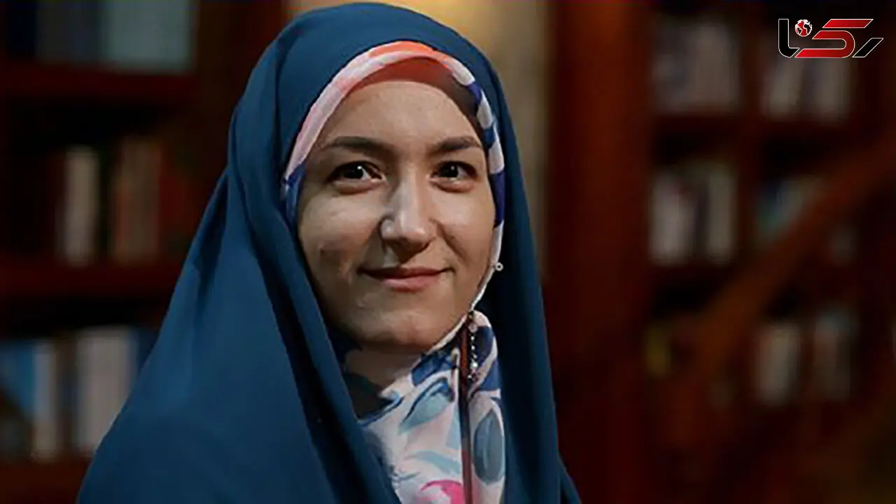 فیلم / نماز خواندن دختر بی حجاب تهرانی در نمازخانه ! / باورنکردنی در آنتن زنده !