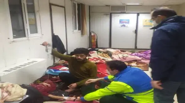 نجات 30 تبعه سوری گرفتار در برف و سرما در بانه