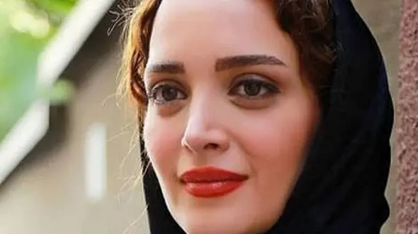 بهنوش طباطبایی؛ زری سریال “سووشون”: امید در مسیر رشدِ فرهنگ است که قوت می گیرد ، رشد میکند و قلب تپنده ی یک سرزمین می شود