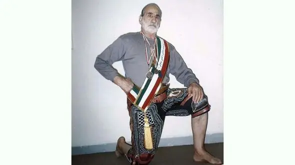 مرگ تلخ پهلوان صاحب نام اراک در گودال رها شده در خیابان + عکس