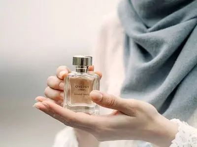 چگونه همیشه خوشبو باشیم؟ 11 راهکار طبیعی و موثر