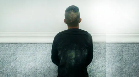 دزدی وقیحانه مرد افیونی  ازموسسه خیریه در آبادان+عکس