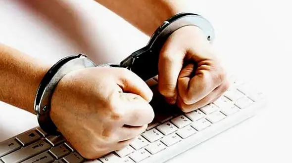 شارژ 5 هزار تومانی مرد جوان 50 میلیون برایش آب خورد / شگردی که همه را شوکه کرد