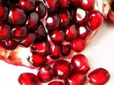 10 غذای سالم با آنتی‌ اکسیدان بیشتر از انار؛ راز جوانی شما