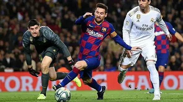 نوستالژی از ال کلاسیکو/ لیونل مسی؛ شکارچی زخمی برنابئو