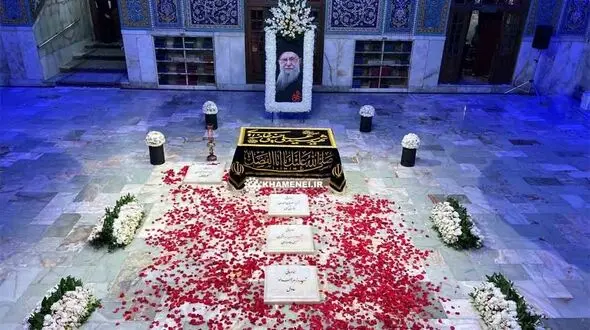 دعوت مشترک سران  قوا از مردم برای حضور در مصلای امام خمینی/  فردا یکشنبه 28 تیرماه + جزئیات 