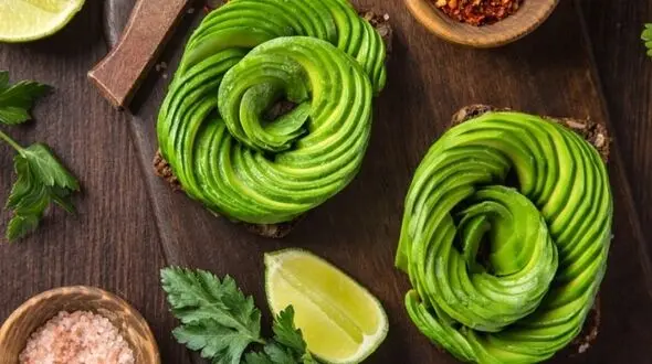 مقابله با پیری با دو میوه ضدچروک