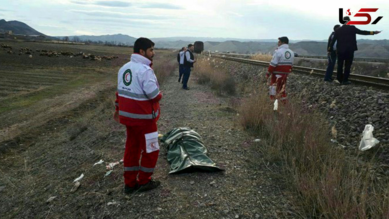 عکس / مرگ تلخ جوان ۳۳ ساله بر اثر برخورد قطار در ورامین