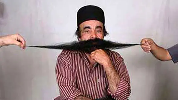 محمد علی نژاد صاحب بلندترین سبیل ایران درگذشت ؟ + عکس 