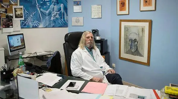 خبر خوش پزشک فرانسوی / کرونا تا پایان بهار ناپدید می شود