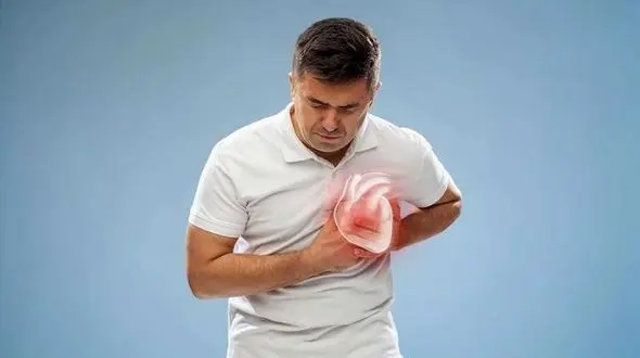 علائم گرفتگی عروق قلب در زنان و مردان چیست؟