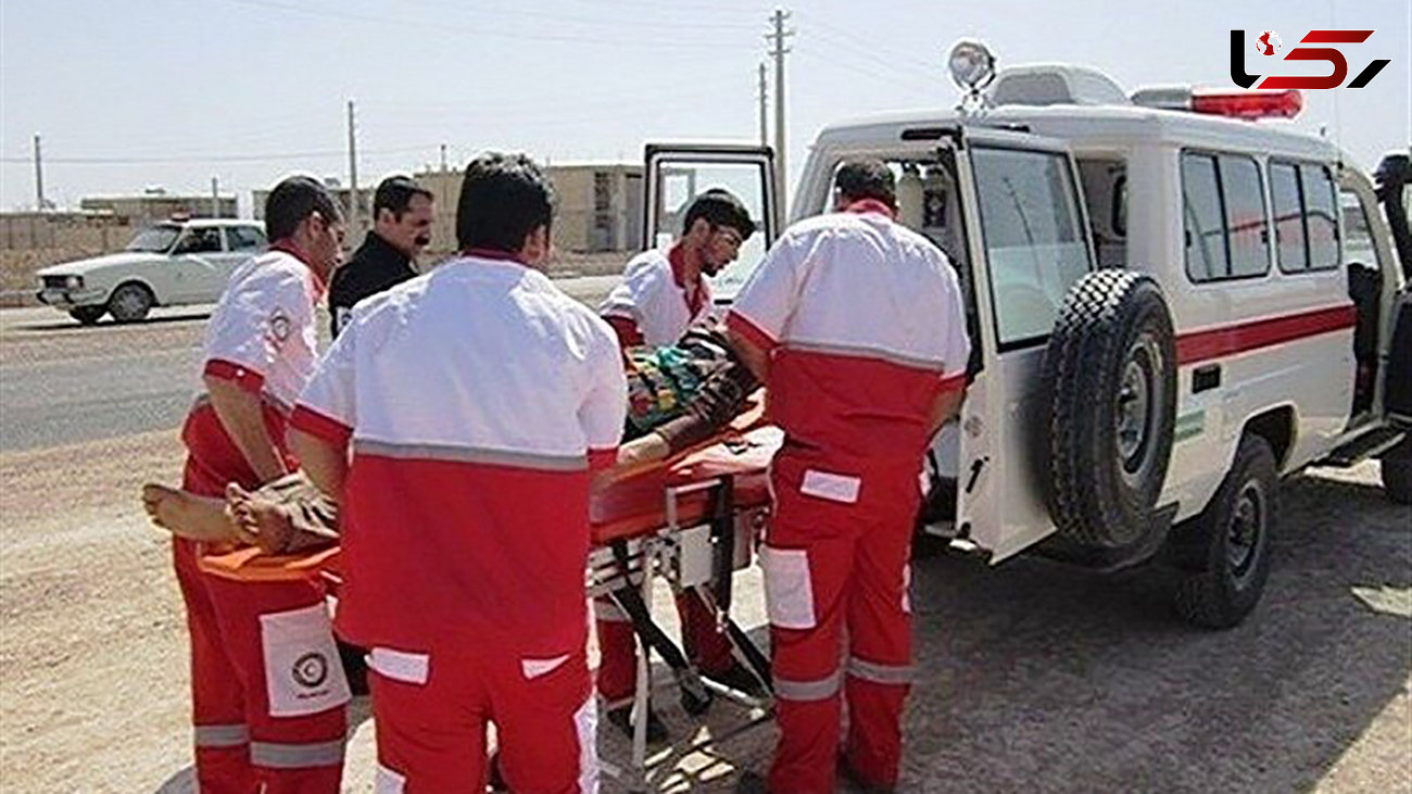 2 زخمی حاصل تصادف سمند و تریلی در یزد 