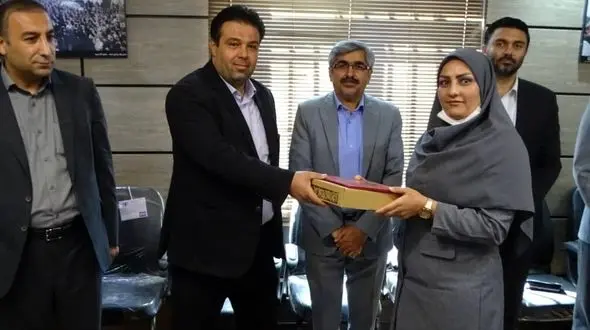 شهر محمودآباد نمونه قزوین از سه طرف قابلیت توسعه و الحاق به بافت دارد / حل مشکلات شهرهای کوچک در گرو تمرکز زدایی از تهران است