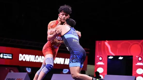 ظهور دومین کشتی گیر ایرانی- ژاپنی؛ آریا یوشیدا نایب قهرمان آسیا کیست؟