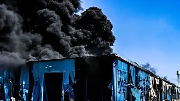 اطلاعیه رسمی گروه صنعتی انتخاب الکترونیک درباره حادثه آتش‌سوزی کارخانه حایرفام قائم