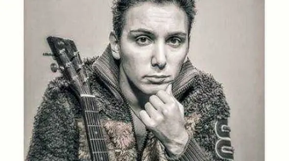 دانلود آهنگ باشکوه شادمهر عقیلی/  من موندمو دلتنگیام...