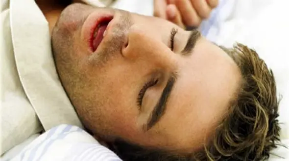 با این روش ها از شر خروپف راحت شوید