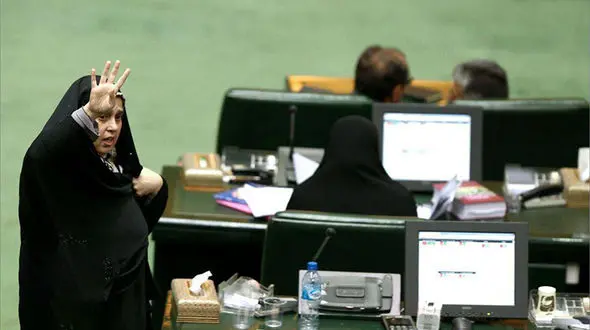 پروانه سلحشوری: نمی‌دانم پرستوسازی واقعیت دارد یا نه