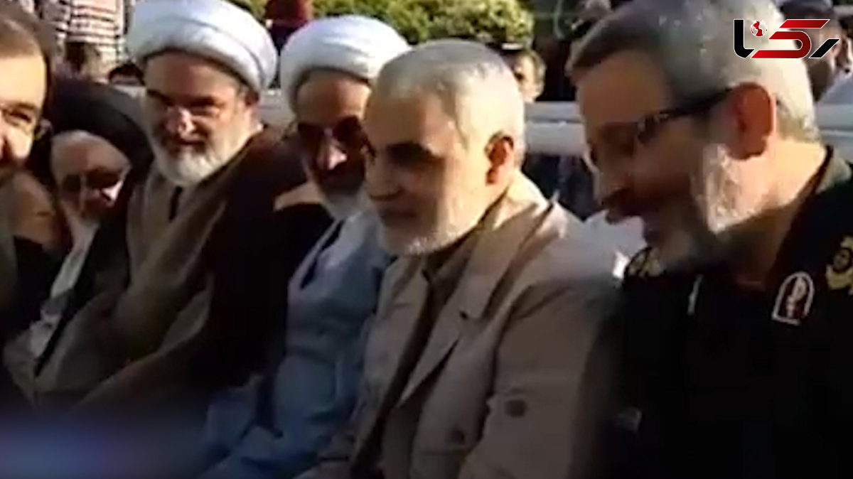 فیلمی از آخرین نماز عید فطر شهید سردار سلیمانی