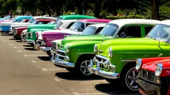 لوکس‌ ترین خودروهای آمریکایی در تهران سال 1354؛ قیمت و جزئیات