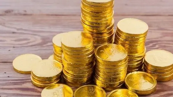 کاهش قیمت سکه در بازار / دلالان سکه ترسیدند !