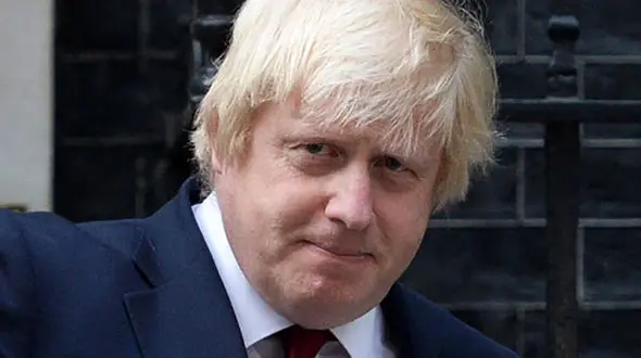 مشروب خوردن افراطی نخست وزیر انگلستان + فیلم