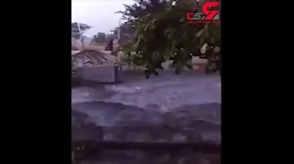 لحظه سیل وحشتناکی که همه چیز را در هم کوبید! + فیلم