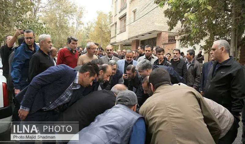 تشیع جنازه خواهر احمدی نژاد 