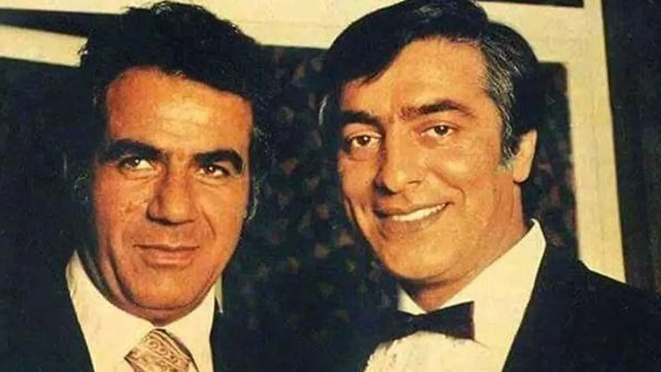 فیلم دیده نشده از گریه‌های ناصر ملک‌مطیعی در روز درگذشت فردین ! / روح هر دو شاد !