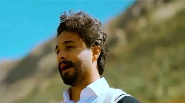 فیلم آواز باشکوه / حماسه جدید راغب که برای دختر لر خوند روحت پر میکشه از آهنگ کوگ تار از