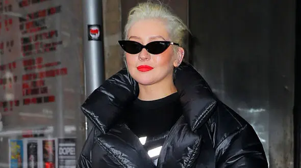 کیسه زباله بر تن سلبریتی معروف ! + تصاویر