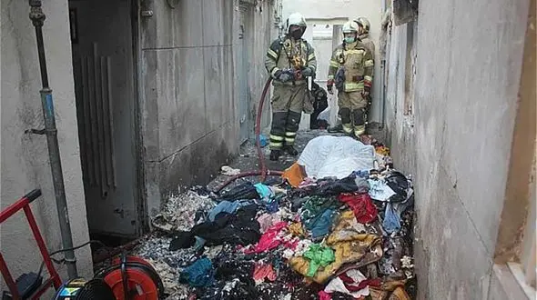 9 عکس از آتش سوزی شدید در خیابان هلال احمر 