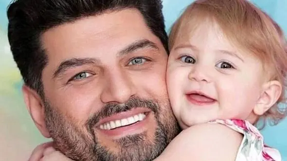 فیلم/ موتورسواری سام درخشانی با دخترکوچولوی بانمکش!