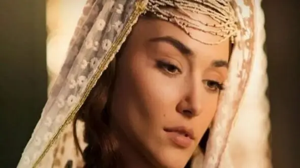 نگاه روز | رونمایی از چهره جدید هانده ارچل «کیمیا خاتون» فیلم مست عشق در ژاپن
