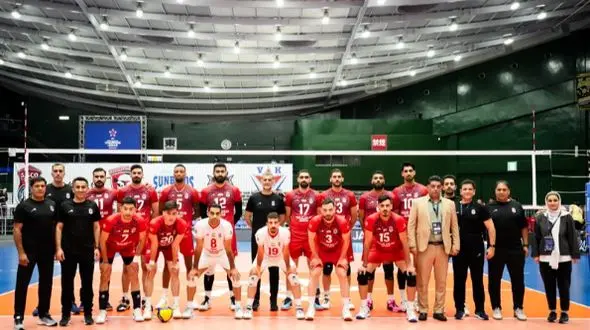 فولاد برد و به عنوان صدرنشین صعود کرد