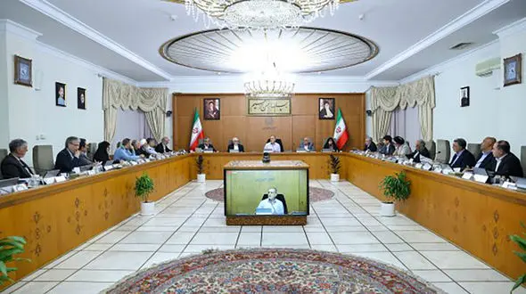 تأکید دکتر پزشکیان بر تسریع گردآوری داده‌های لازم برای اجرای طرح‌های جی‌نف، کاداستر و ماده 169مکرر مالیاتی