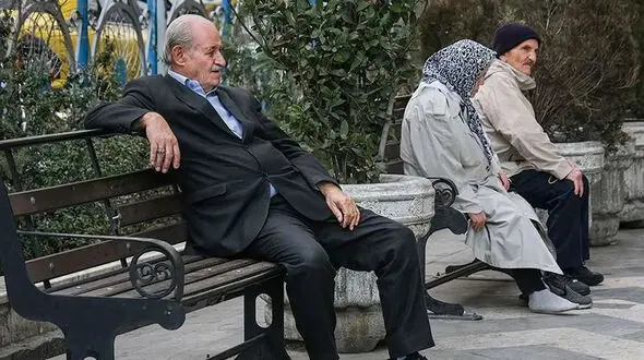 حقوق مهرماه برخی بازنشستگان تأمین اجتماعی هنوز واریز نشده است؛ علت تأخیر چیست؟