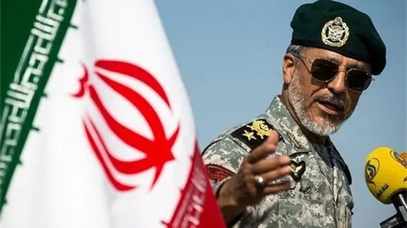 روایت دریادار سیاری از نزدیک شدن جنگنده F-۱۸ آمریکا به مرزهای هوایی کشور +فیلم