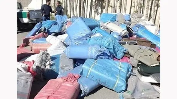 کشف محموله پارچه قاچاق در لرستان 