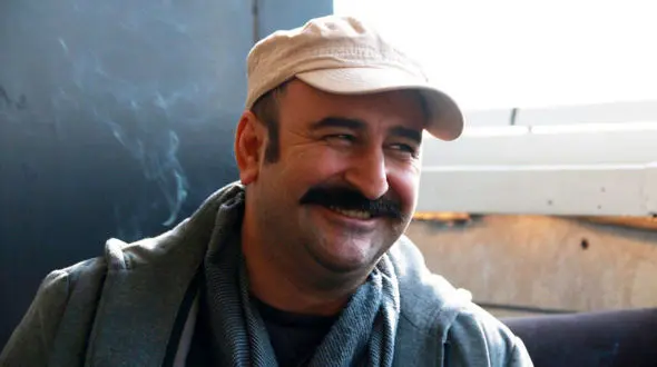 اعتراض تند مهران احمدی به عدم انتخاب فیلمش . به من فحش بدهید! +فیلم