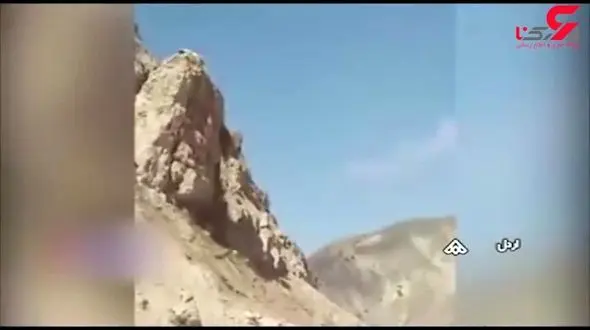 لحظه هولناک ریزش کوه در جاده شهرستان اردل + فیلم