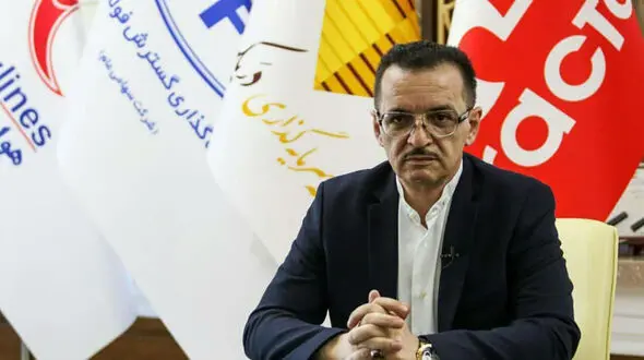 زنوزی: تراکتور را همین لحظه تحویل می‌دهم