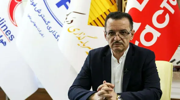 زنوزی: تراکتور را همین لحظه تحویل می‌دهم