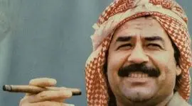 عکس سفر در زمان /  «صدام» در حال نماز خواندن در حرم امام هادی؛ سال ۱۳۷۶ 