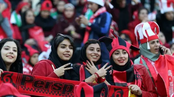 خدابنده لو دختر پرسپولیسی را به آرزویش رساند!
