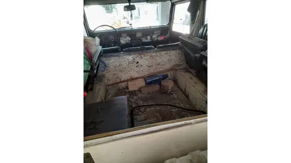 شلیک گلوله به خودروی ماموران یگان حفاظت جنگل بهشهر / قاچاقچیان چوب تحت تعقیب + عکس