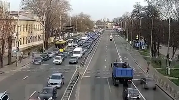 تصادف ناشی ازبی احتیاطی / تجاوز به حقوق دیگران 