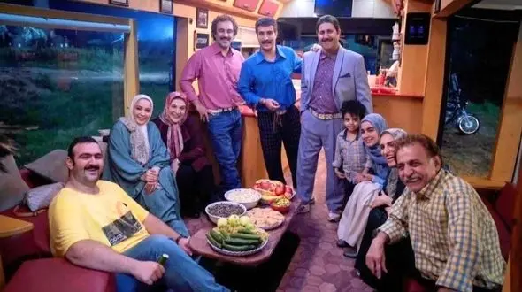 عکس های بازیگران پایتخت 7 در کنار همسرانشان + اسامی و عکس ها