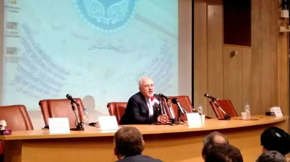 ظریف: اگر قرار بود مردم مقاومت کنند، پس وظیفه ما چیست؟ 