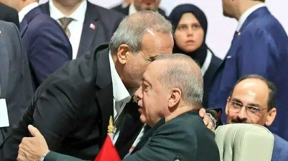 واکنش موسوی به حاشیه‌های یک عکس / حاشیه‌سازان؛ ماهیگیرانی که اشتباه می‌زنند!